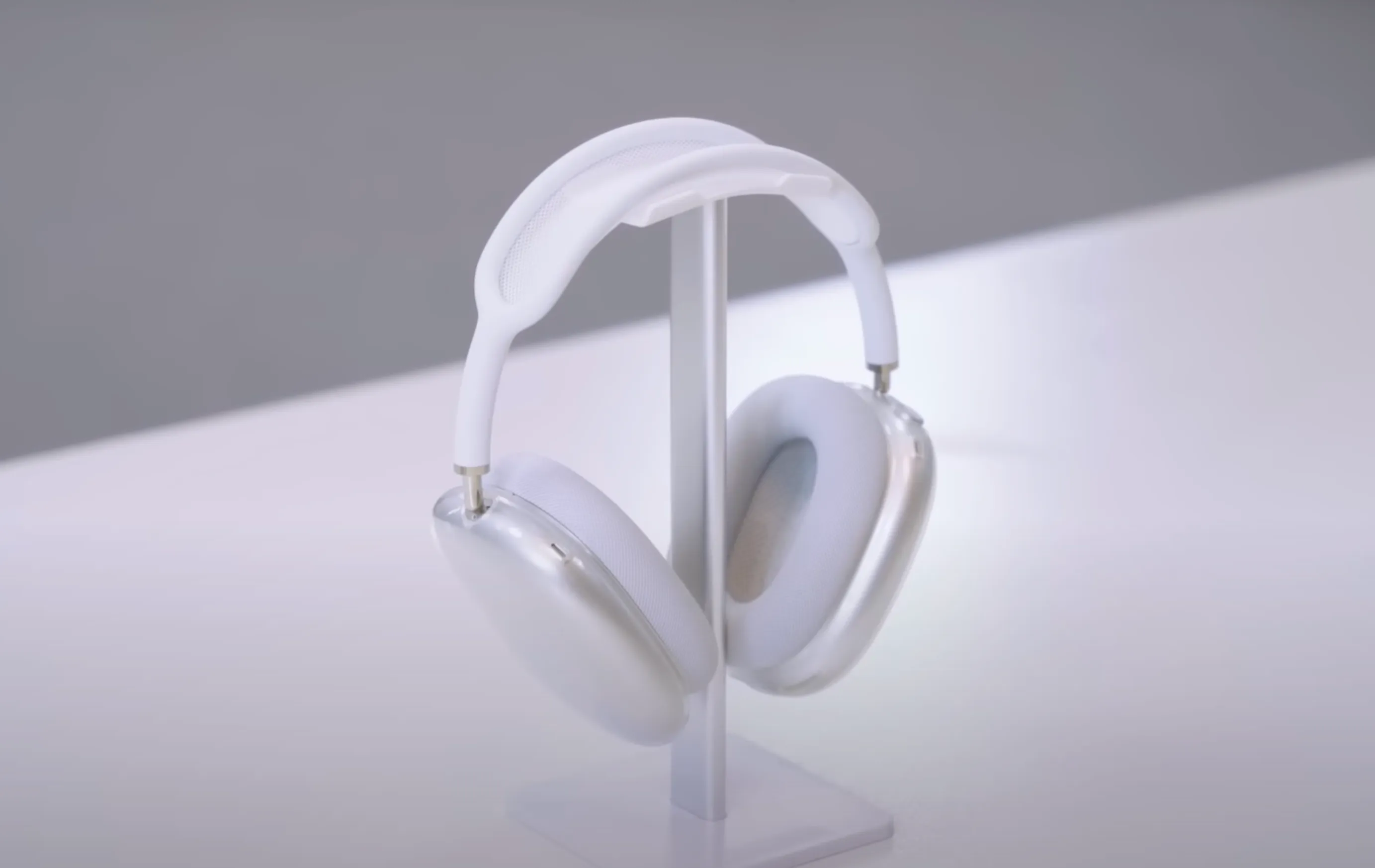 Airpods max tích hợp nhiều phụ kiện bảo vệ tăng độ bền cho tai nghe
